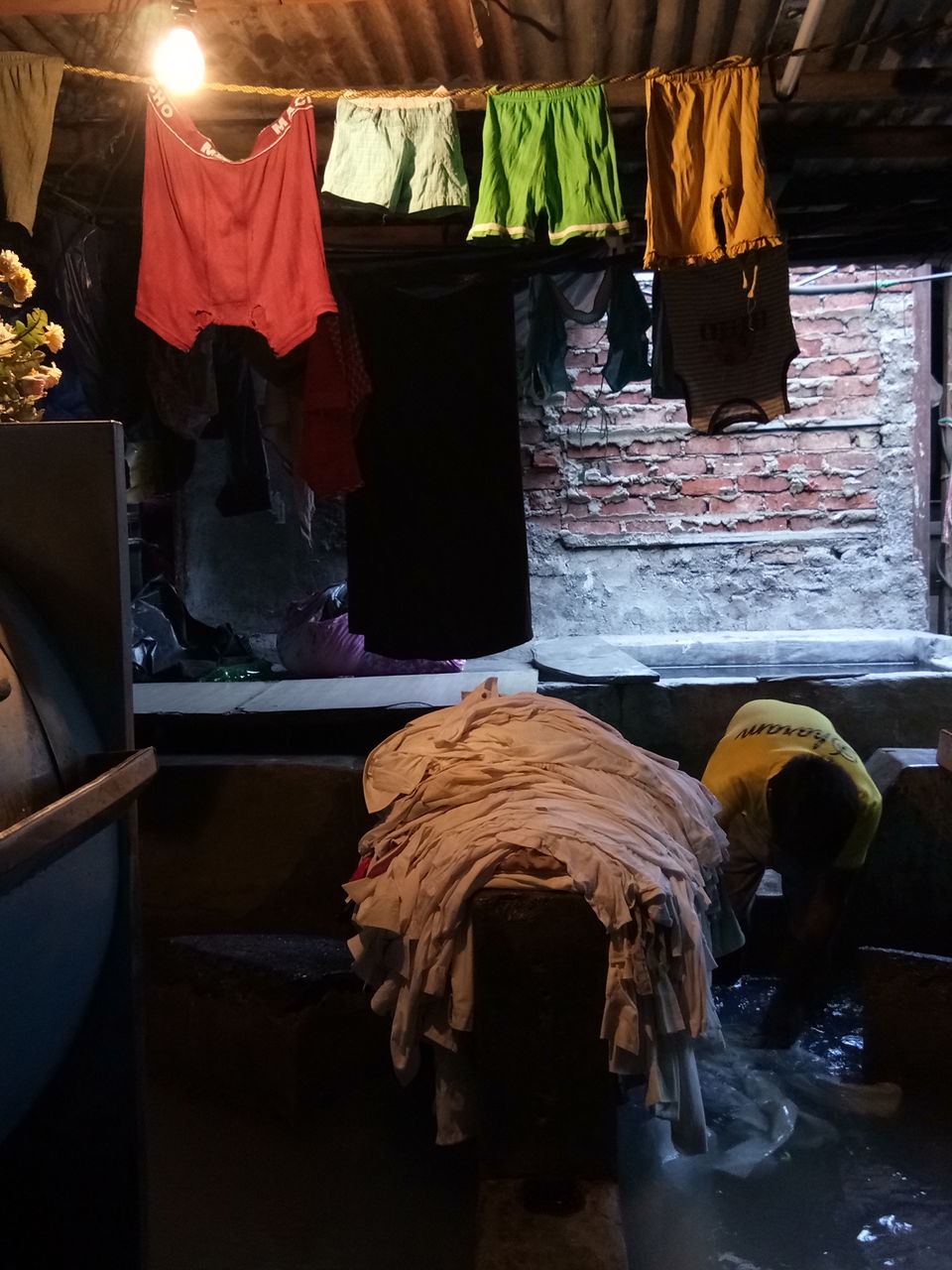 Photo of Closer look into the chaos of Mumbai Dhobighat by Priyanshi Singhal