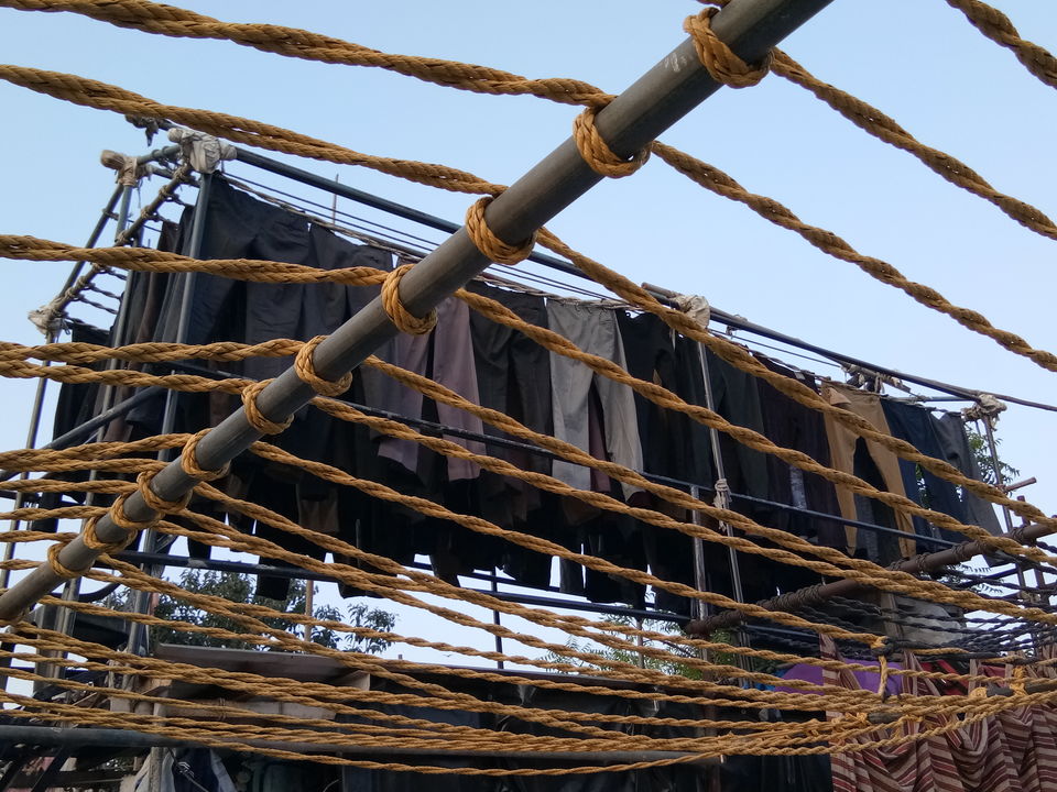 Photo of Closer look into the chaos of Mumbai Dhobighat by Priyanshi Singhal