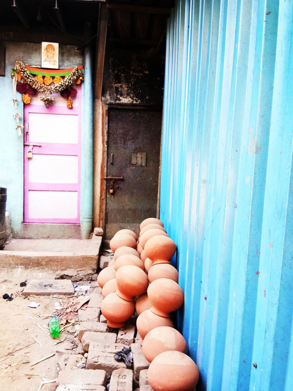 Photo of Photo blog through the doorways of Kumbharwada 3/15 by Priyanshi Singhal