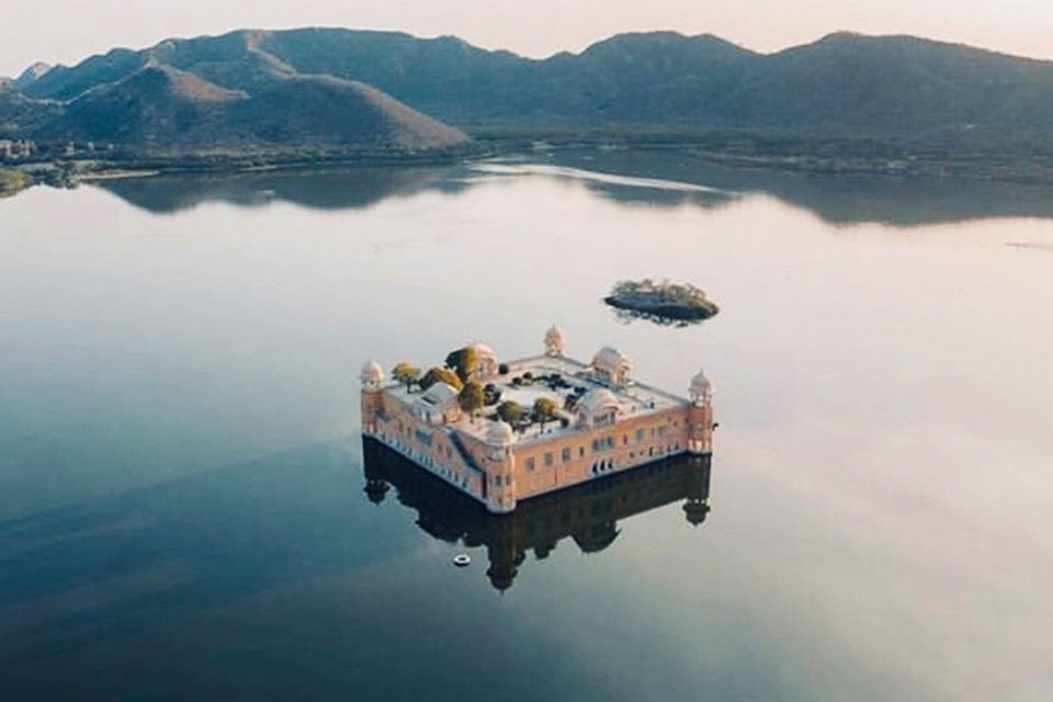 Photo of Jal Mahal, Amer Road, Jal Mahal, Amer, Jaipur, Rajasthan, India by Travel Tales by Neha