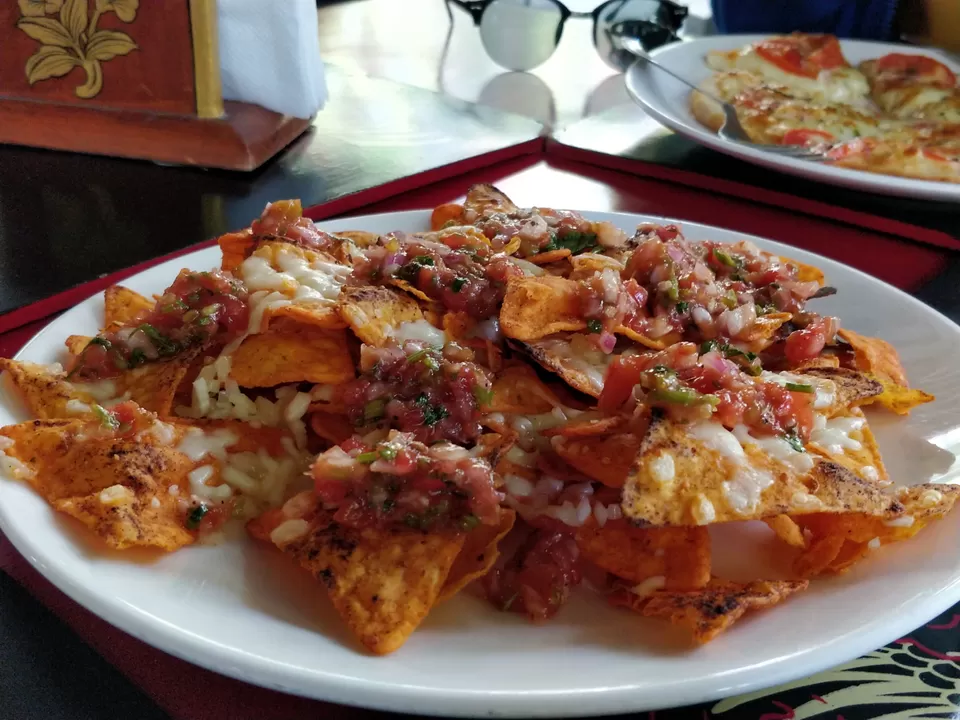 Photo of Norling Hummingbird Cafe, Mohli Lahrandi, Himachal Pradesh, India by Jenn Rumao