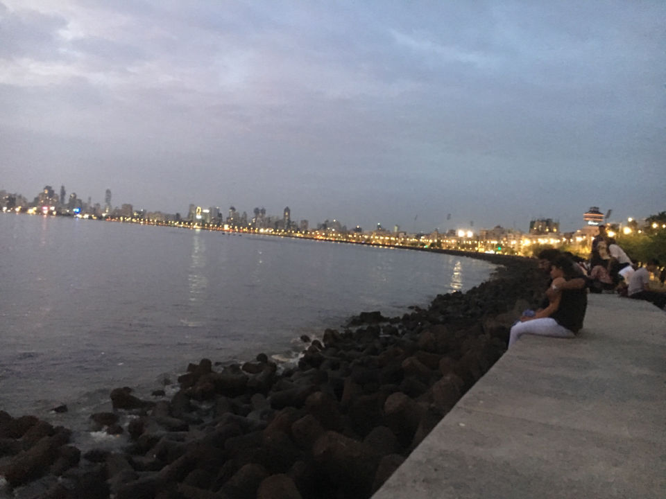 Photo of Marine Drive by Saloni