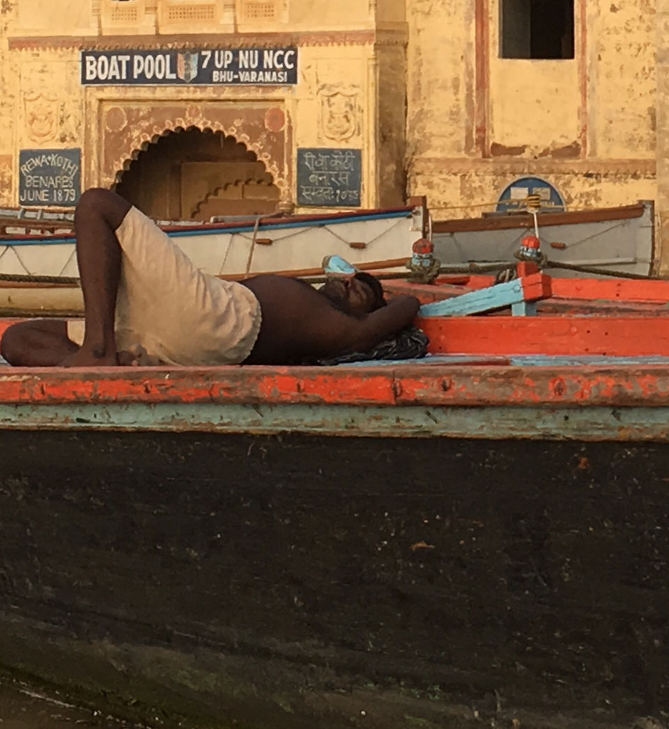 Photo of Assi ghat, Shivala, Varanasi, Uttar Pradesh, India by Saloni