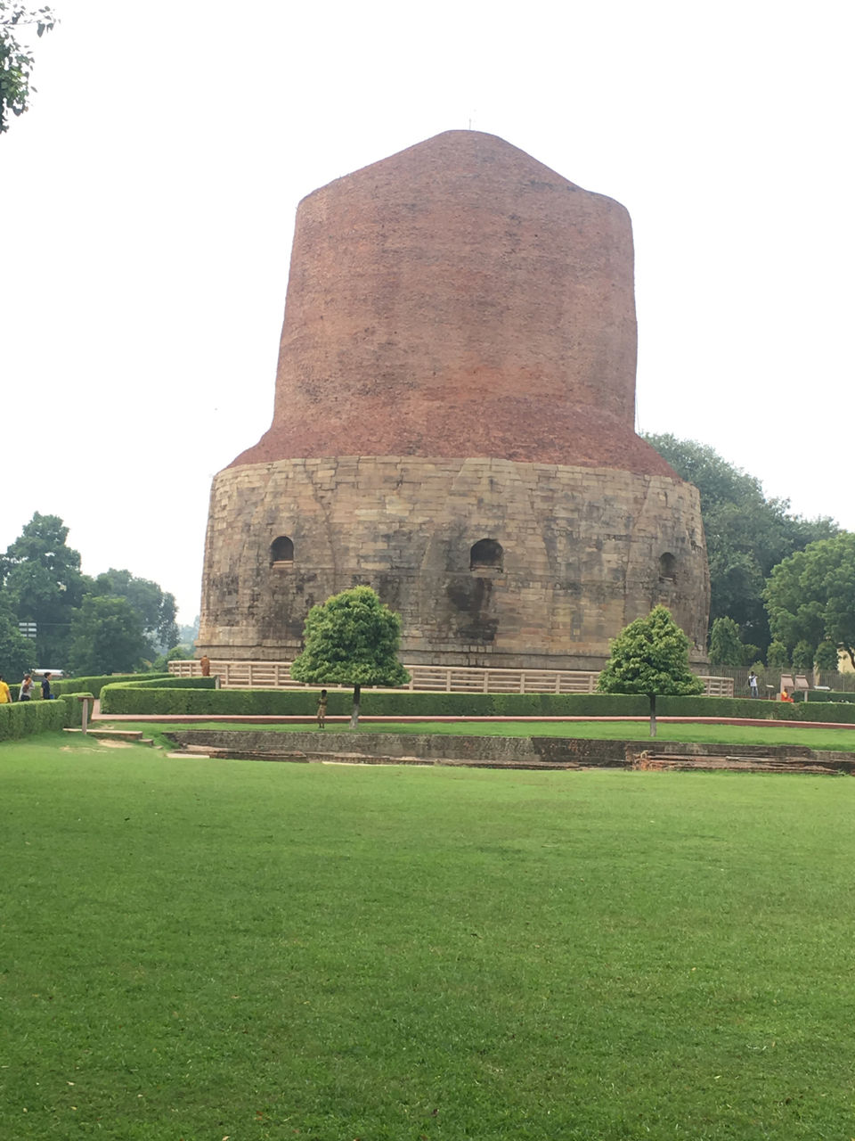 Photo of Sarnath, Varanasi, Uttar Pradesh, India by Saloni