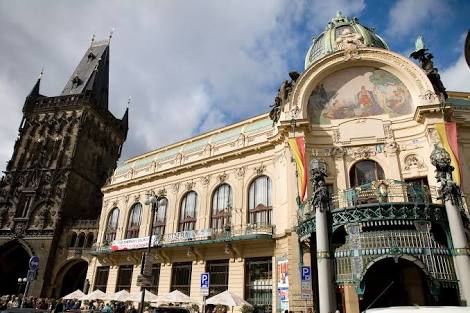 Photo of Municipal House, Náměstí Republiky, Prague, Czechia by Freesoul