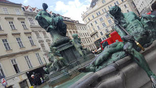 Photo of Donnerbrunnen, Plankengasse, Vienna, Austria by Freesoul