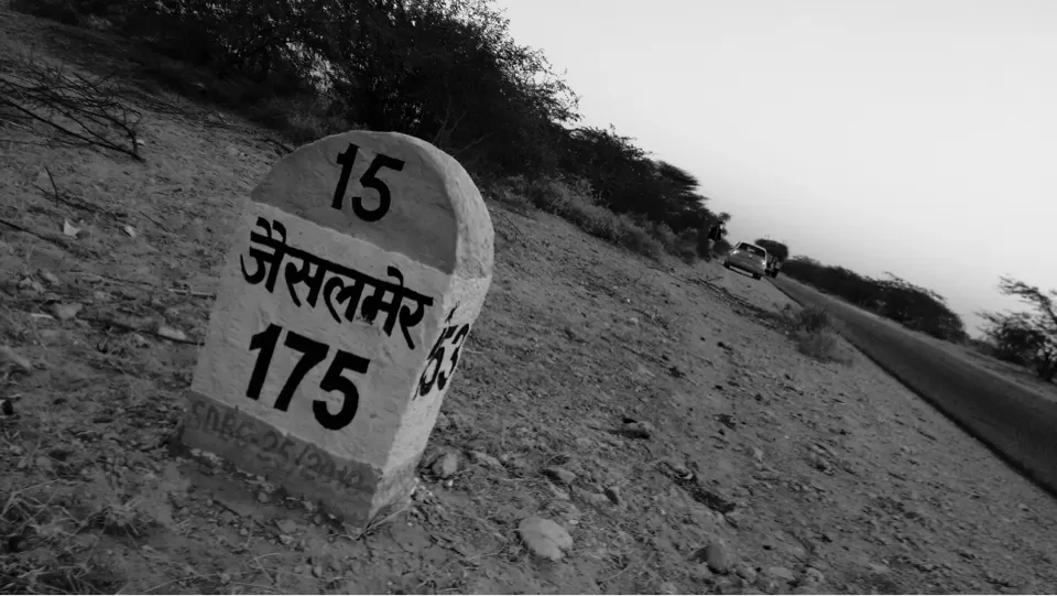 Photo of Padharo Mhare Des! by Anurag Kumar