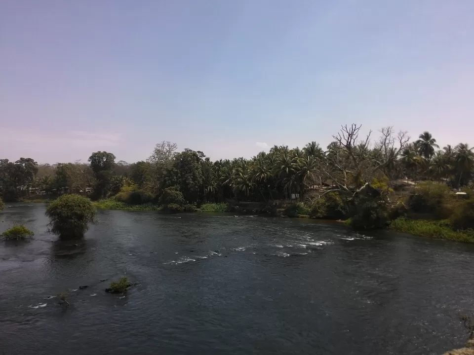 Photo of white water rafting by vinay vinvin
