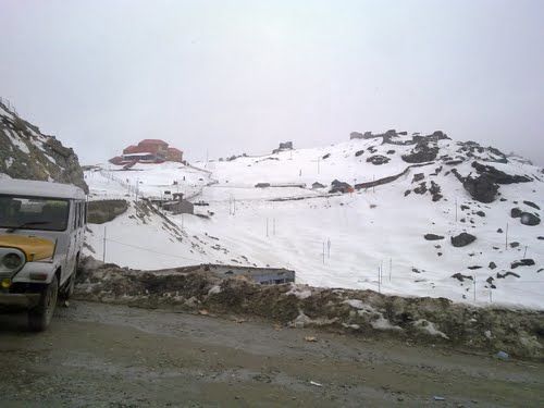 Photo of Nathula, Sikkim, India by Aishwarya Swarup