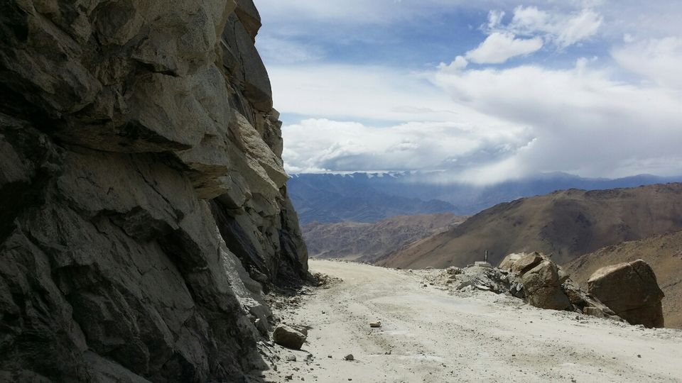 Photo of My dream, a journey of a lifetime, solo road trip from Mumbai - Ladakh -Mumbai spanning 7000KM by Jagan Nadar