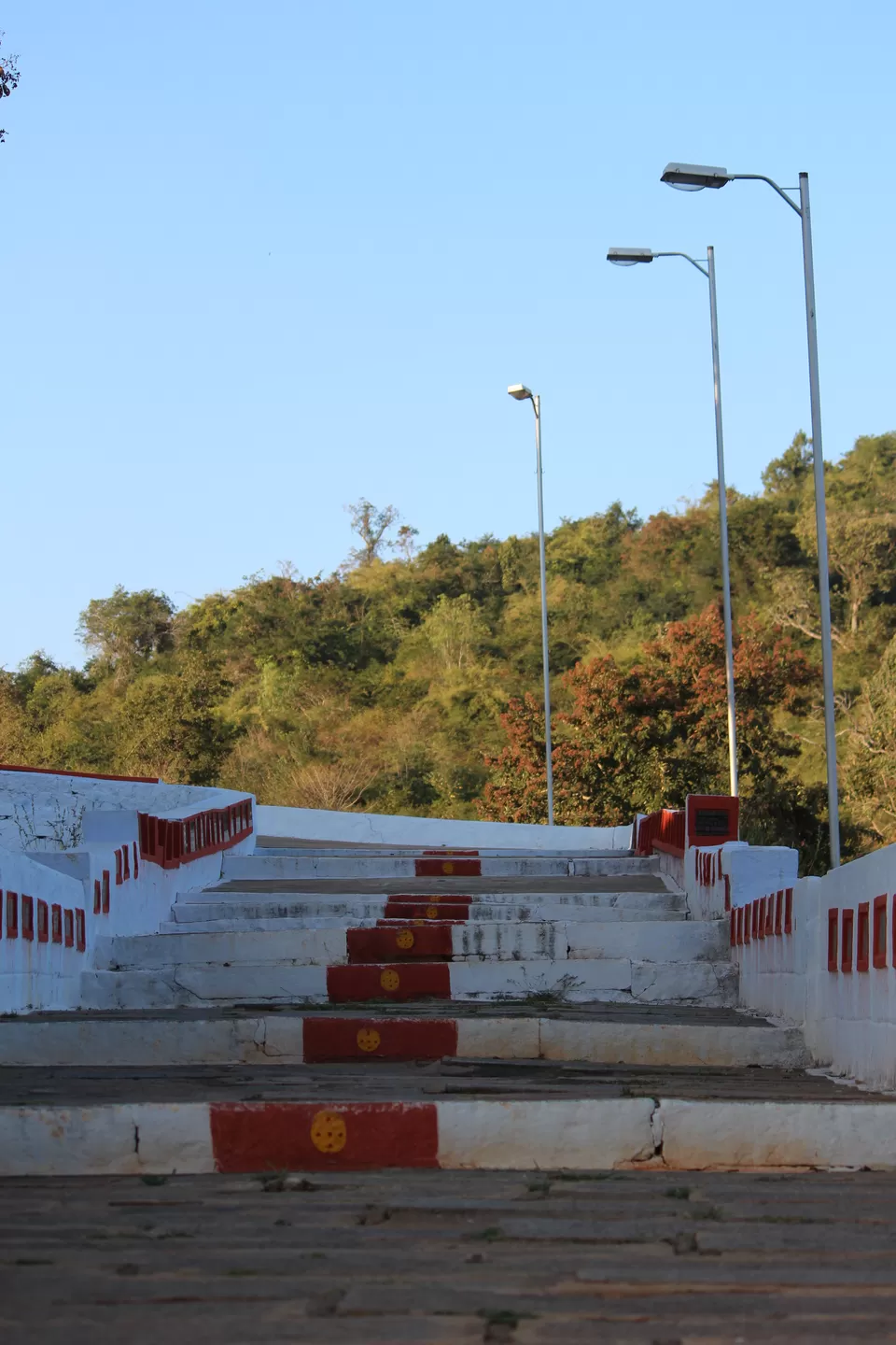Photo of Murugan Temple, Yelagiri, Tamil Nadu, India by Bloggers Without Borders - (BWB)