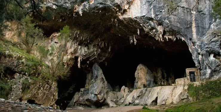Photo of Rivona Cave, Rivona, Goa, India by Bloggers Without Borders - (BWB)