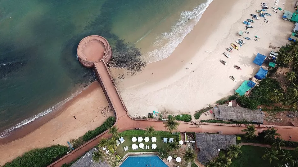 Photo of Sinquerim Fort, Candolim, Goa, India by Bloggers Without Borders - (BWB)