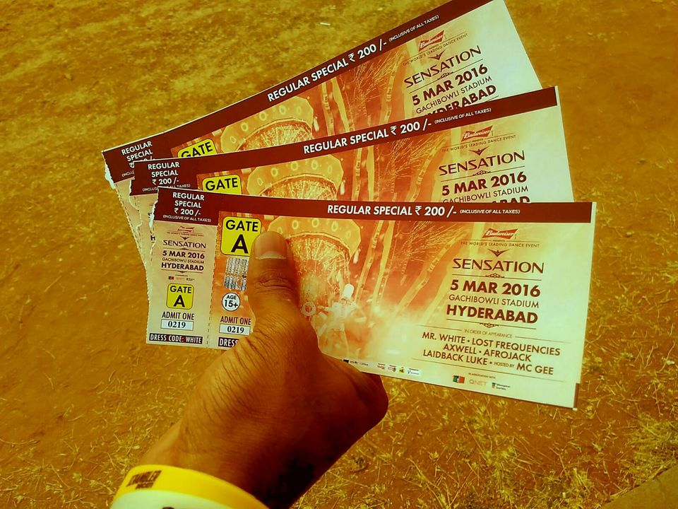 Photo of Road Trip to Hyderabad | Sensation - White Party 4/6 by Natasha SK