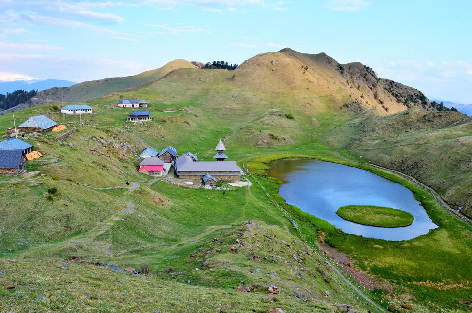 Photo of A Perfect Weekend Trek to Parashar Lake 1/8 by Vineet Kaur