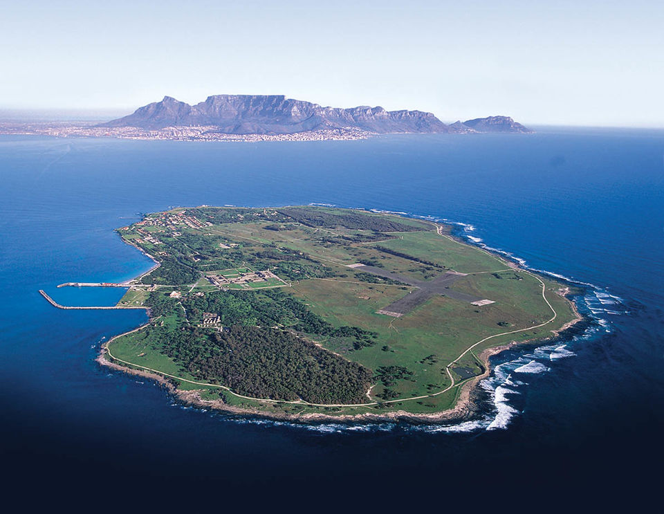 Photo of Ride High on the Wave of History and Culture at Cape Town 1/2 by TraveasyUK