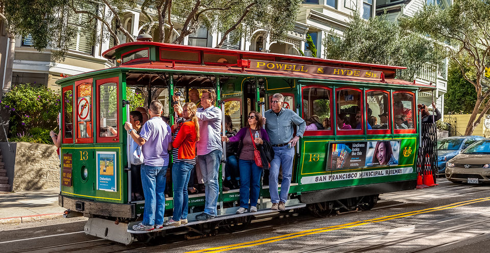 Photo of San Francisco: Riding High on the Cable Cars 1/2 by TraveasyUK