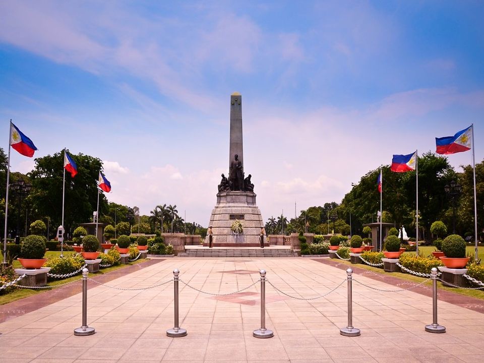 Photo of The Intoxicating and Exotic Manila 1/4 by TraveasyUK