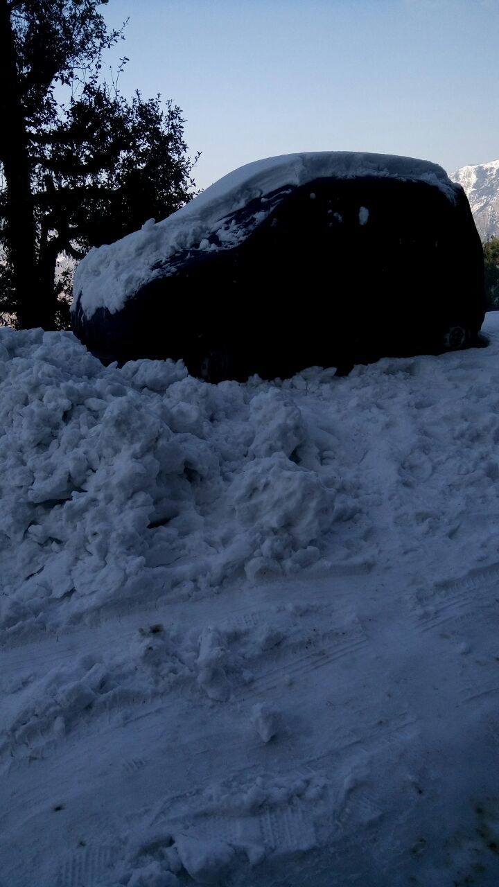 Photo of Snowy ride to Dhanaulti 11/33 by Raman Preet Singh Khurana