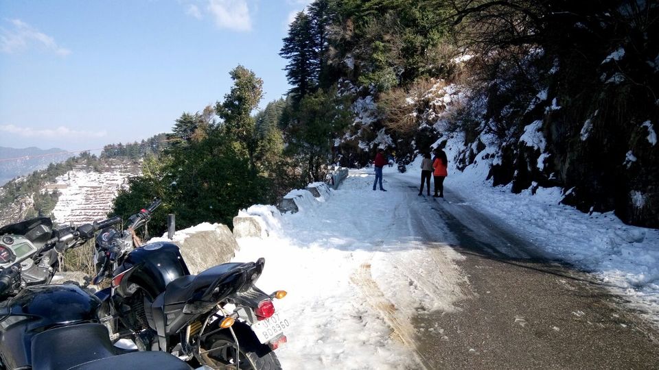 Photo of Snowy ride to Dhanaulti 17/33 by Raman Preet Singh Khurana