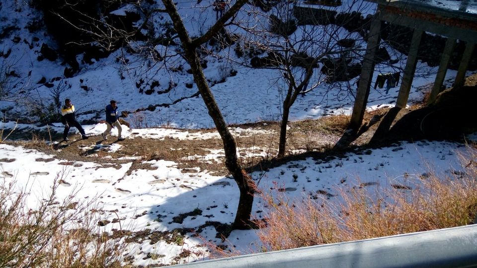 Photo of Snowy ride to Dhanaulti 18/33 by Raman Preet Singh Khurana