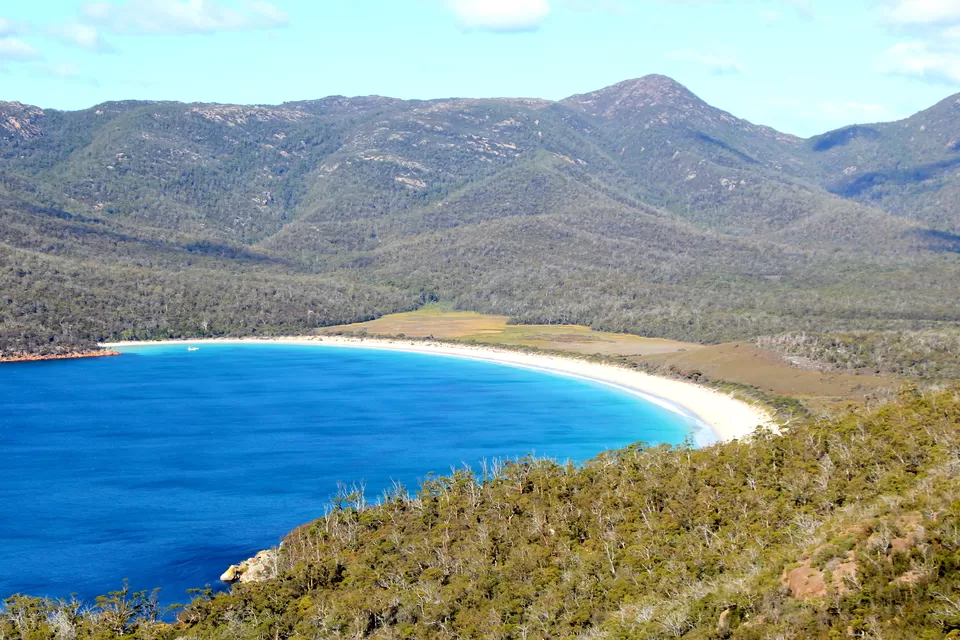 Photo of Wineglass Bay Lookout, Freycinet TAS, Australia by Ayan