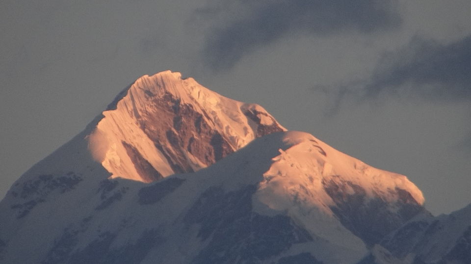 Photo of Why Kausani is so special :-) 6/6 by Nidhi Sharma