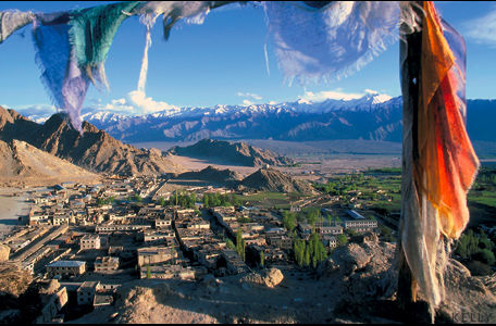 Photo of Mountain Biking to the Nubra Valley by Himalayan Bikers