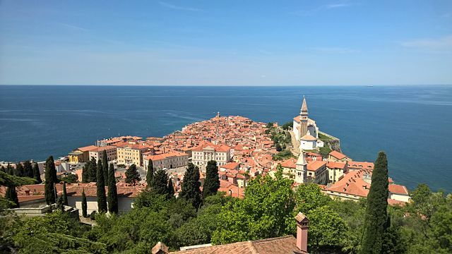 Photo of Slovenia Itinerary 10/16 by Ashwini