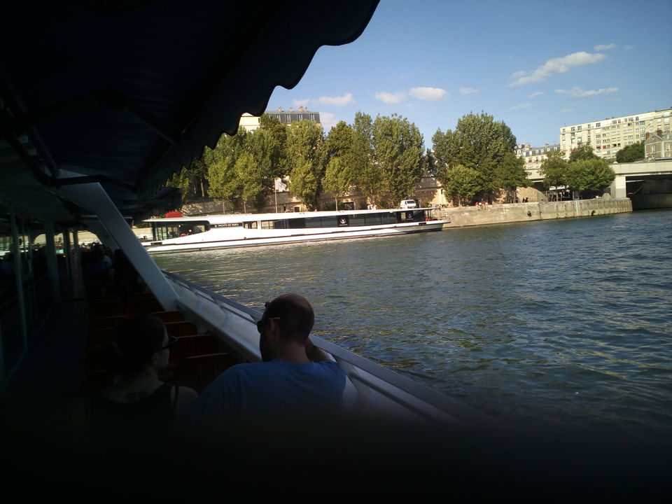 Photo of Seine-Port, France by niksi rane