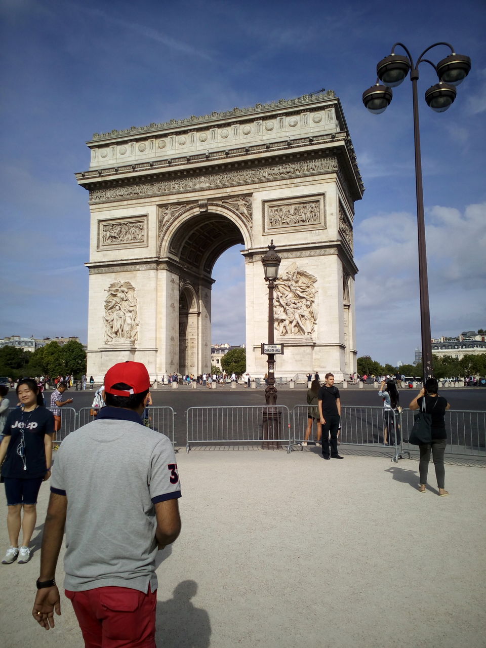 Photo of Arc de Triomphe, Place Charles de Gaulle, Paris, France by niksi rane