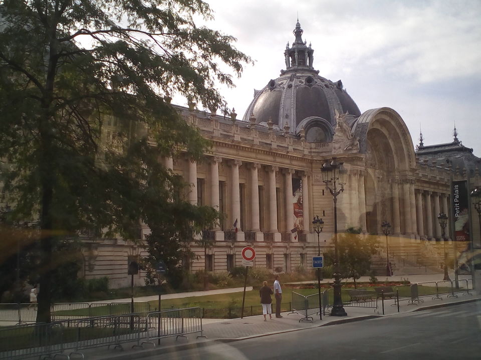 Photo of Romantic Paris went Adventurous..... by niksi rane