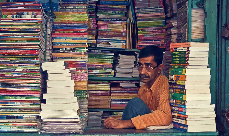 Photo of College Street, Kolkata, West Bengal, India by Shreya Rathi