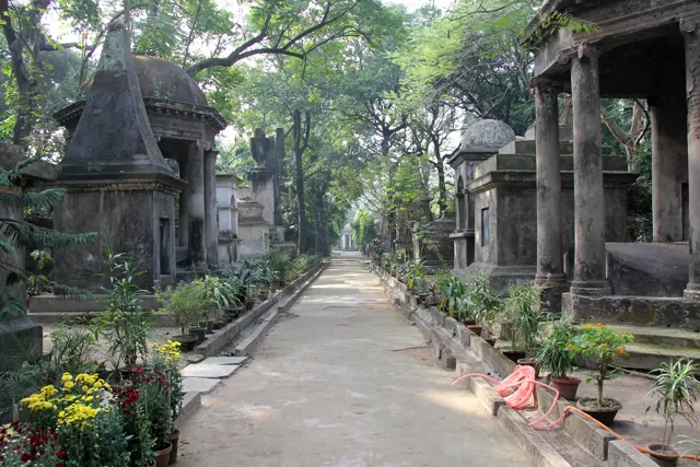 Photo of South Park Street Cemetery, Park Street area, Kolkata, West Bengal, India by Shreya Rathi