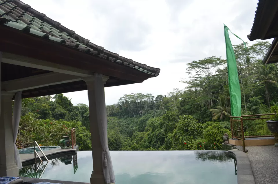 Photo of Tanah Merah Resort & Gallery, Pejeng Kaja, Gianyar, Bali, Indonesia by Supraja