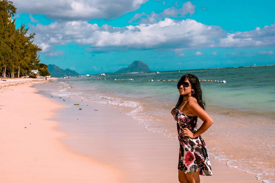 Photo of Couchsurfing Helped Me Stay a month in Mauritius in Just 15000 INR And This Is How It Can Help You 2/13 by Rachita Saxena