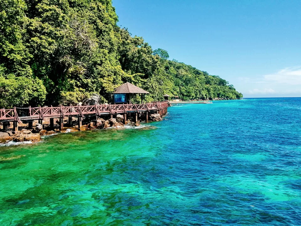 Photo of Pulau Payar Marine Park, Kuah, Langkawi, Kedah, Malaysia by Rachita Saxena