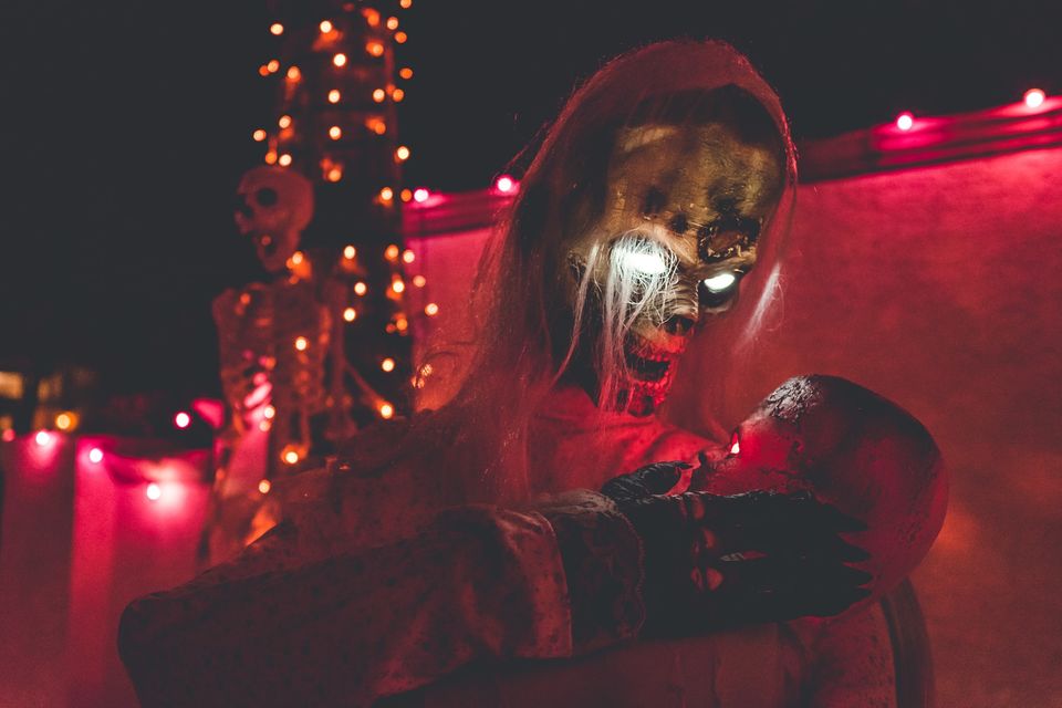 Photo of Scary Houses Around the World That you Must Visit this Halloween 1/3 by Rachita Saxena