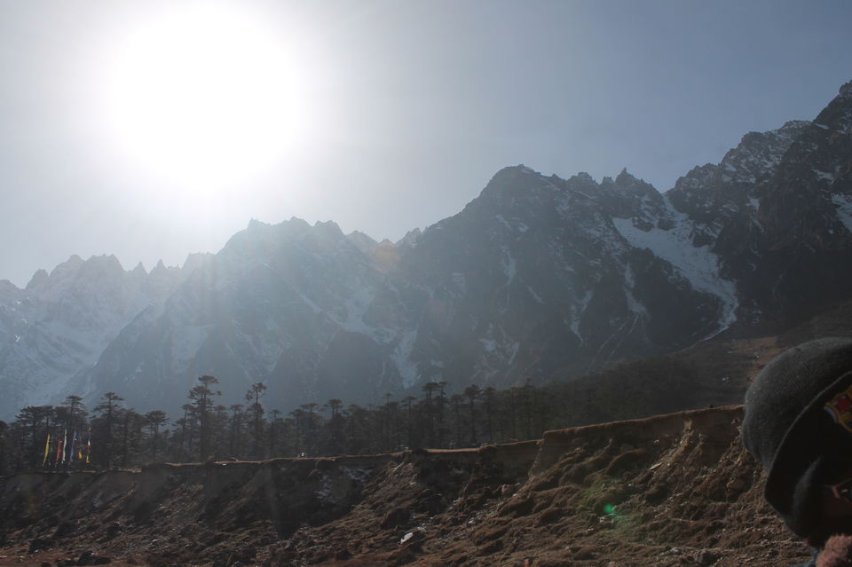 Photo of Mountains are higher than our dreams. 3/5 by Akash Agarwal