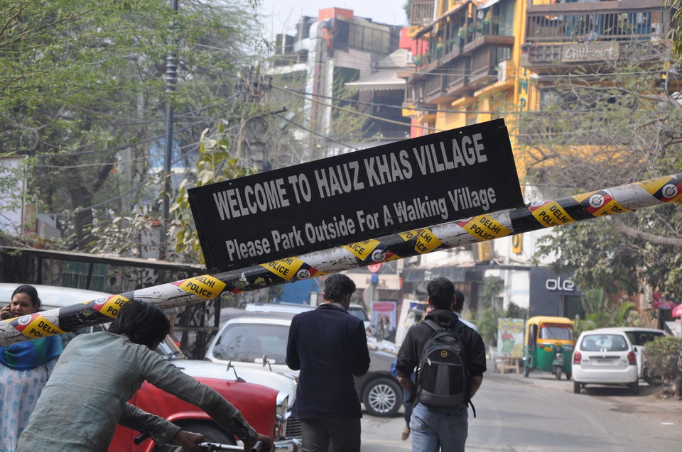 Photo of Hauz Khas Village, New Delhi 9/26 by Shubhangi Misra