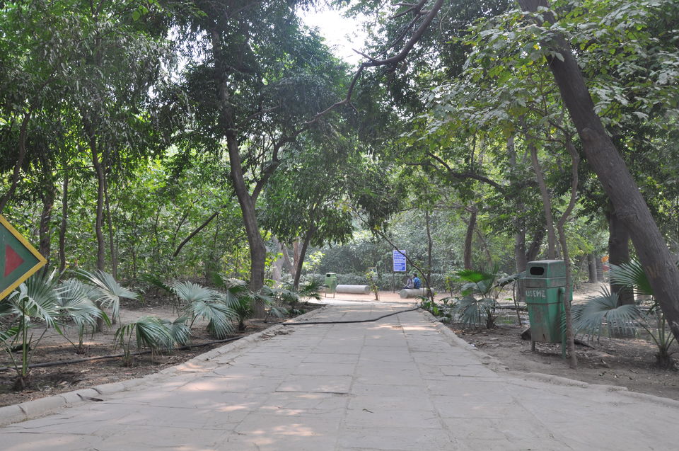 Photo of Hauz Khas Village, New Delhi 23/26 by Shubhangi Misra