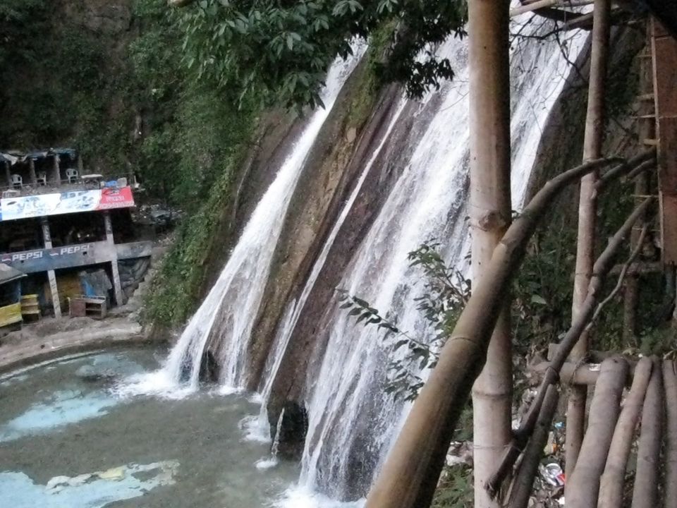 Photo of Exploring the Queen of Hills: A trip to Dehradun- Mussourie 3/4 by Vishakha Srivastava