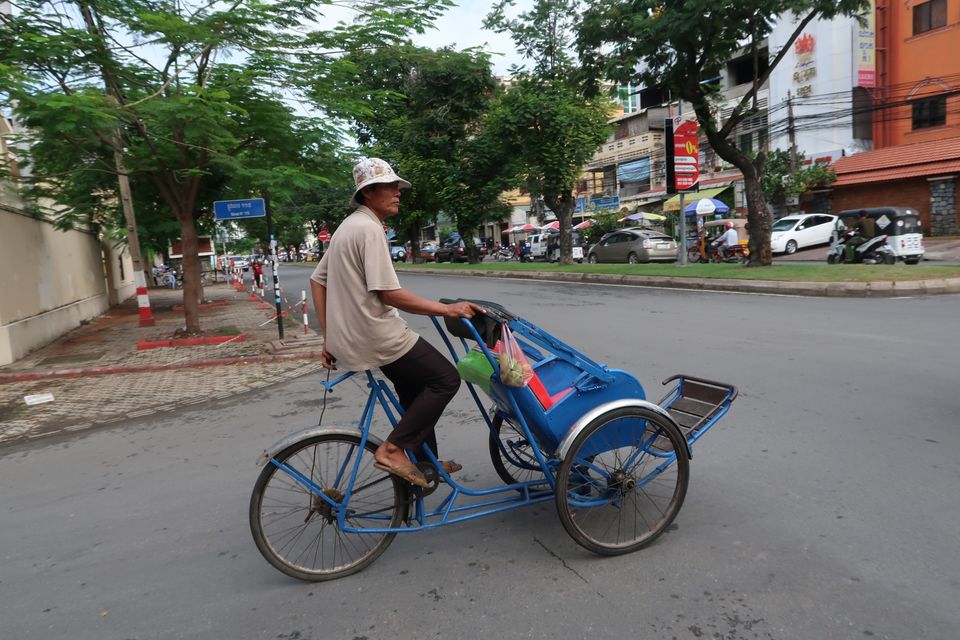 Photo of Phnom Penh, Cambodia by Atishay Jain
