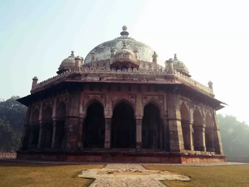 Photo of Shah Alam's Tomb, Wazirabad Road, Wazirabad Mandiwala, New Delhi, Delhi, India by Lets Head Out