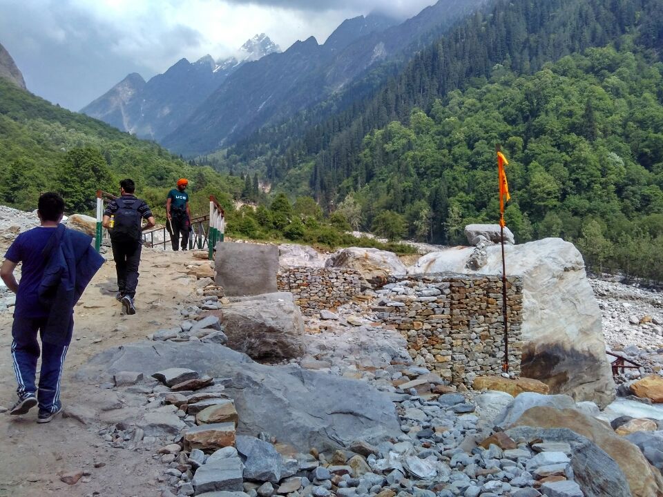 Photo of Hemkund Sahib-Shivering in Summers by Awdhesh Singh