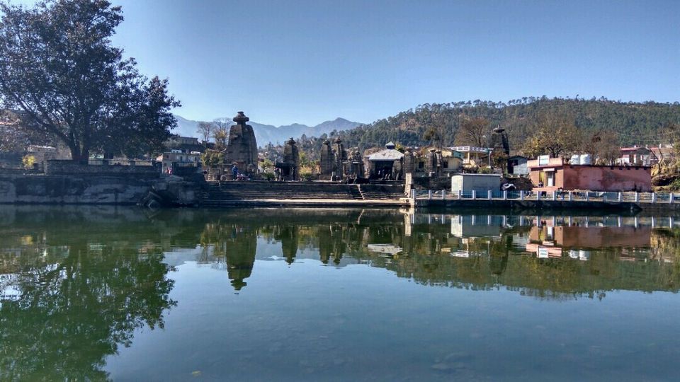 Photo of Kausani - A cozy abode in the lap of Himalayas. 15/17 by Awdhesh Singh