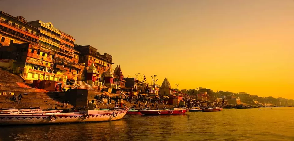 Photo of Varanasi, Uttar Pradesh, India by priyanka banerjee