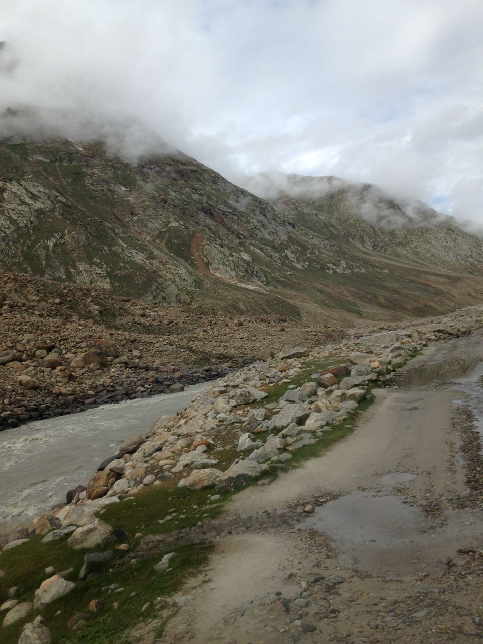 Photo of Kasol, Himachal Pradesh, India by Anurag Sharma