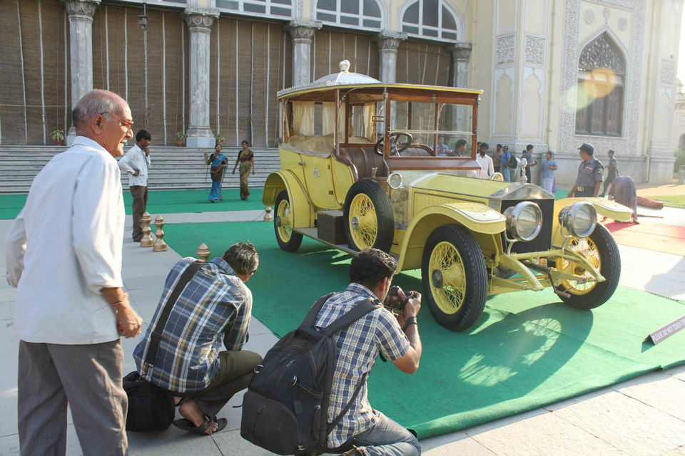 Photo of Hyderabad's Emporium 8/37 by Babloo kandala