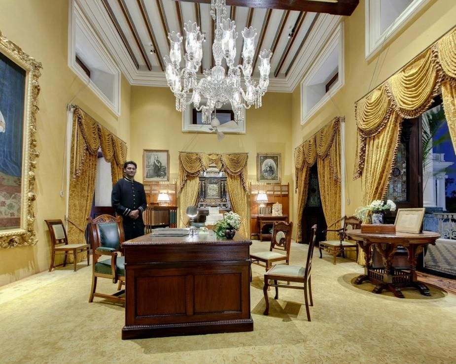 Photo of Hyderabad's Emporium 36/37 by Babloo kandala